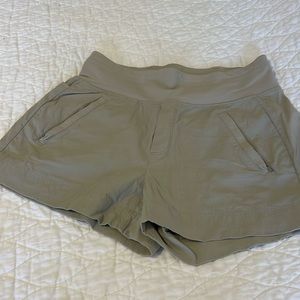 Athleta Trekkie North Shorts